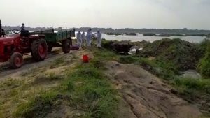 Business Prime News--BJP-bypass-father's-feunaralTMC-stands-with-the-victims