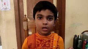 Business Prime News-Ayush-creats-record-by-reciting-eighteen-poems-in-five-minutes