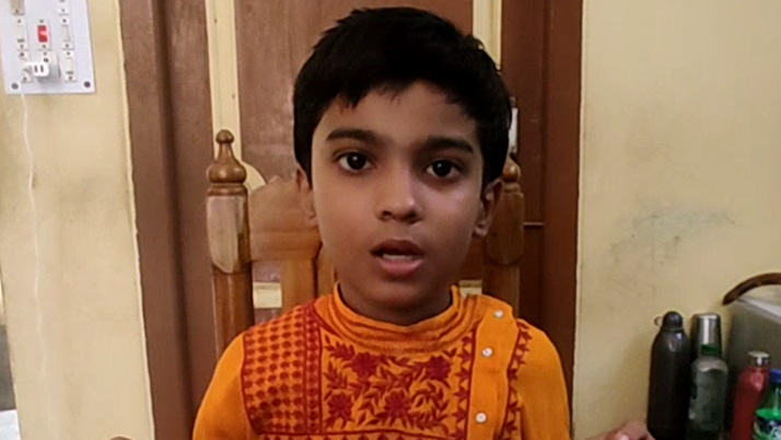Business Prime News-Ayush-creats-record-by-reciting-eighteen-poems-in-five-minutes